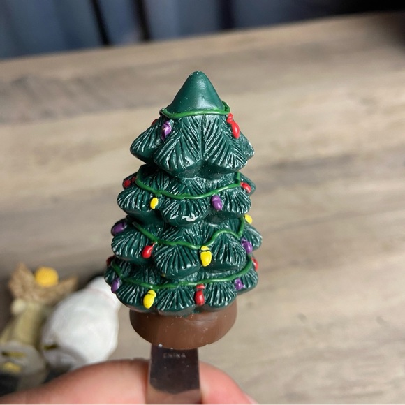 Holiday Figurine Individual Spreader Set of 3 - Angel, Snowman, & Christmas Tree - Picture 8 of 11